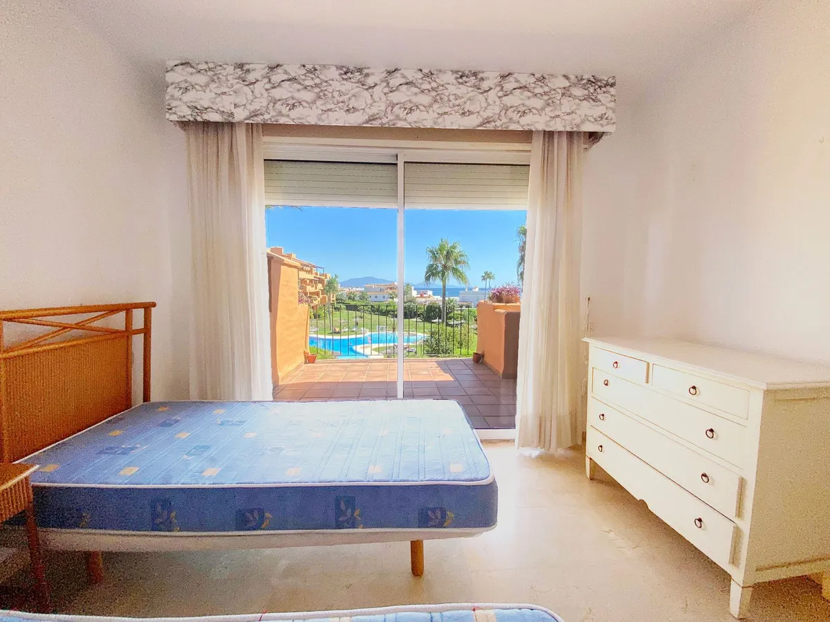 c727ccfa-171d-431e-98de-4695d133d826