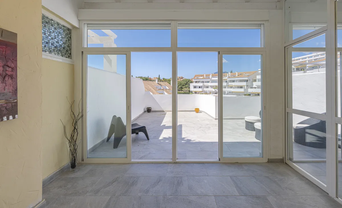 6e2f0af0-c2ed-4692-9c46-13e1a3505a85