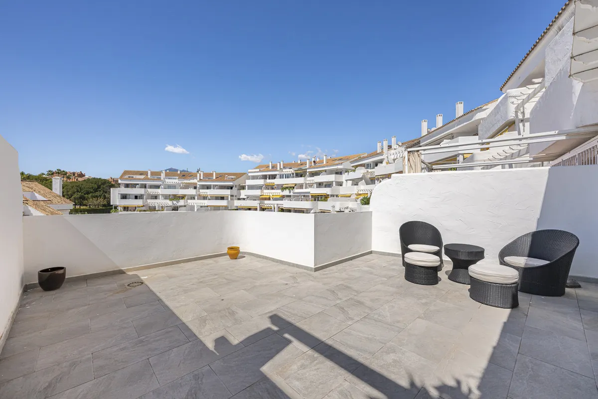 813c705a-b01f-43fc-8a32-fd9e39bbf009