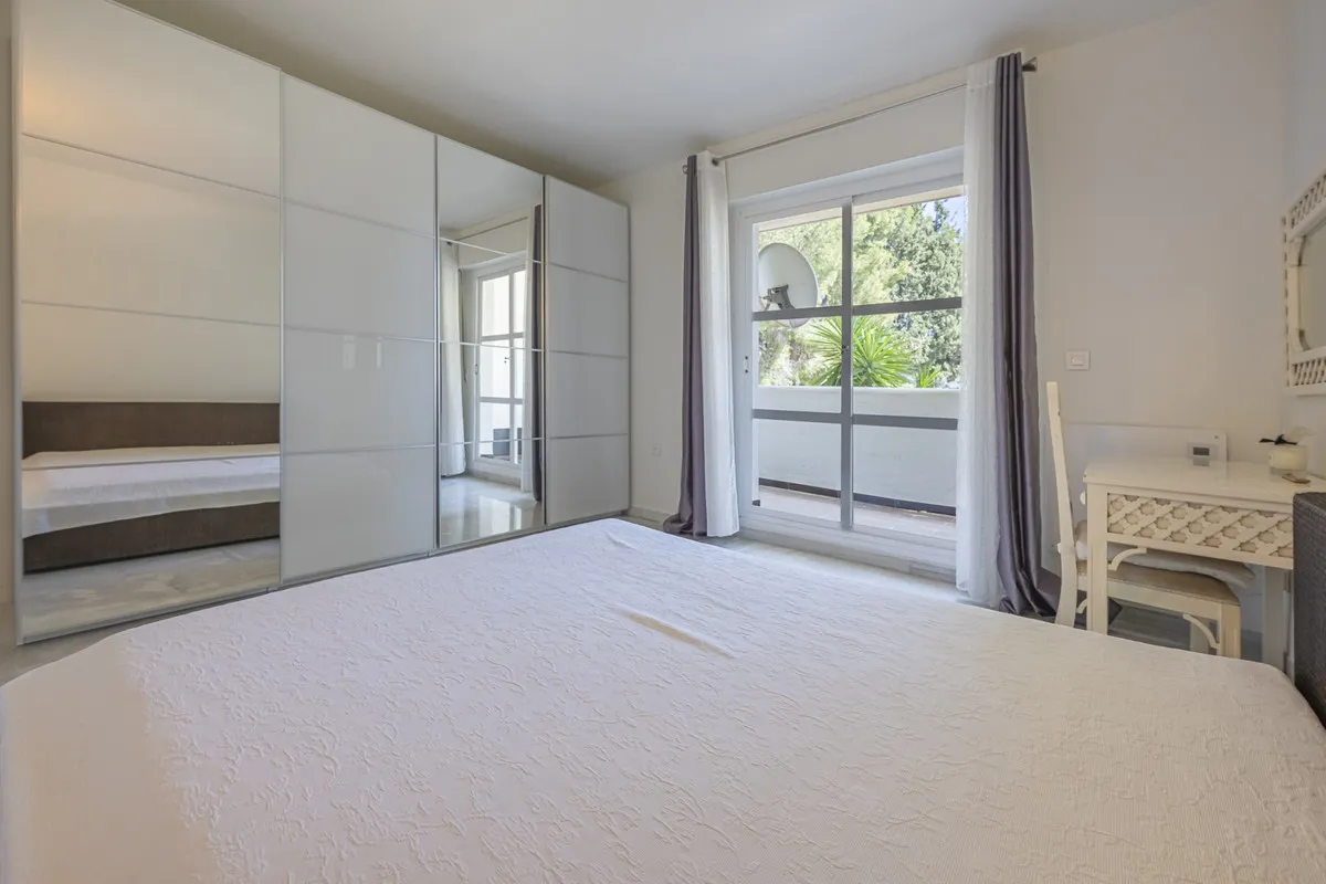 a49e93d6-d9aa-4ec6-ace9-7bc676d1e865