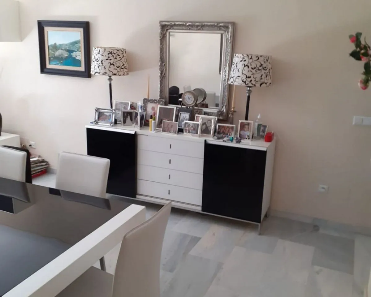 0fda351b-5234-4d9c-9c60-37b3cb632edc