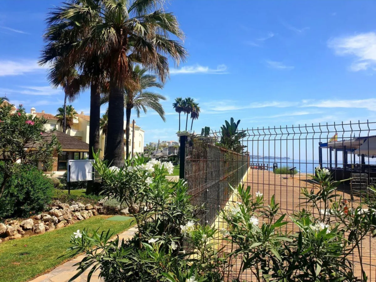 fe2cd08c-d792-499f-97d3-1285f65c3b8e