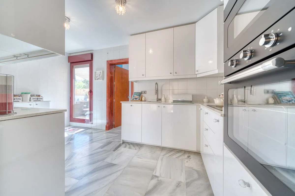 3096f8a1-a685-47ab-abb4-40a08ad487ce