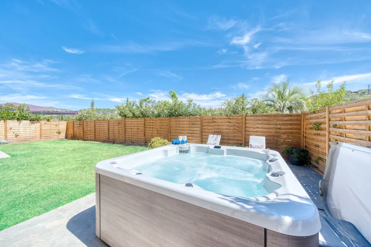 6c6e39ec-8a3e-4dc4-a06c-87844afb7ffe