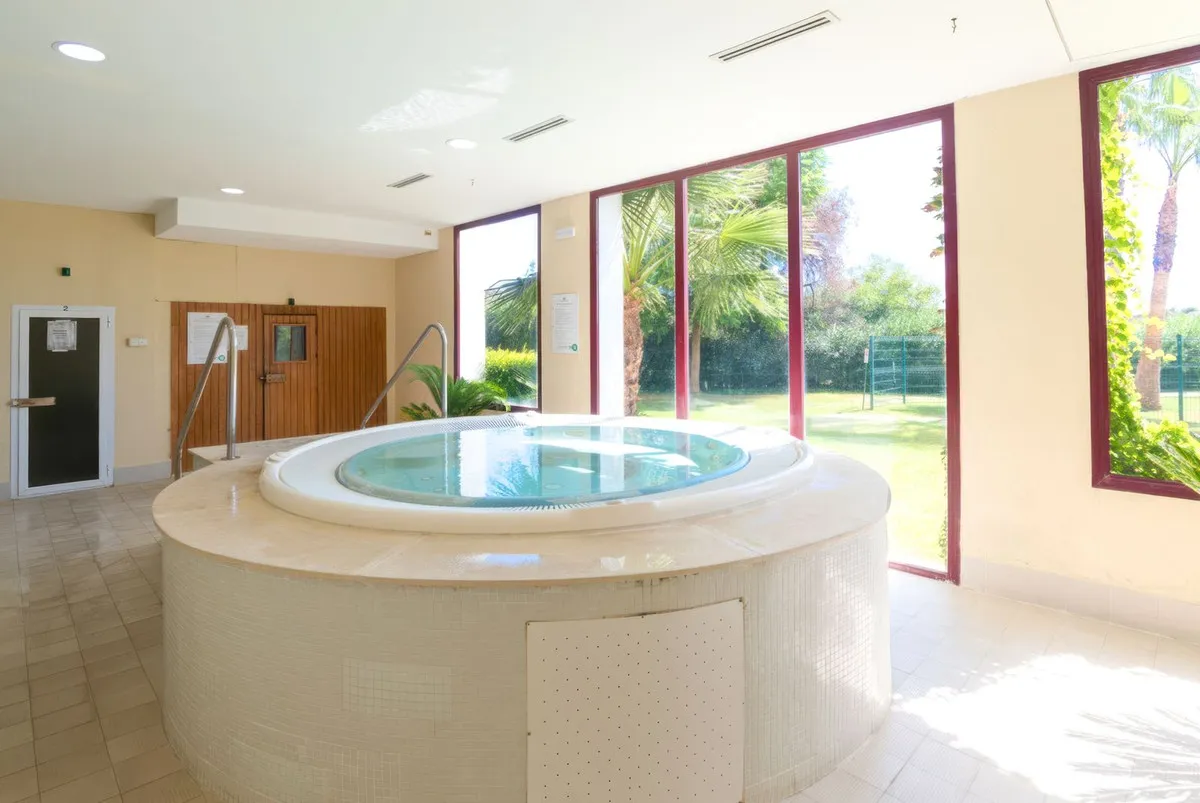 f7042dd4-6a66-44b5-b97d-e9c1cde67fa2