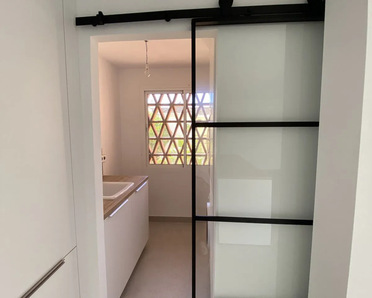 04388227-9fed-4c5b-9e5e-aa89e3098859