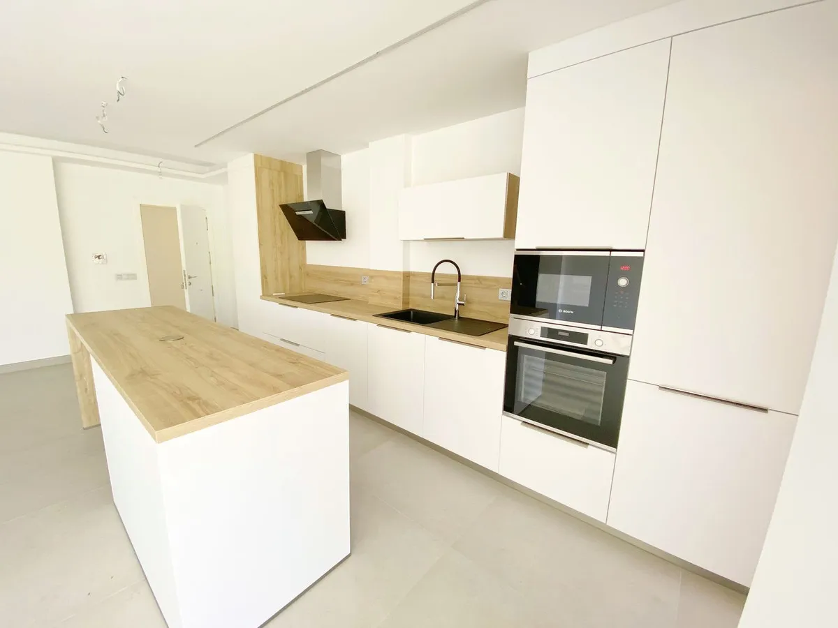 2786148e-87a3-48d3-8077-3103b1eb3218