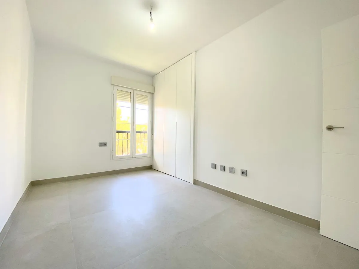 b5f33f4d-f4f5-4d75-9a13-8e81783d1a57