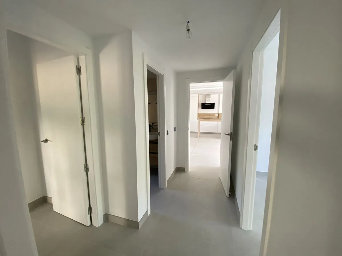 ea245b28-6680-4d4b-8074-cec6677cde3f