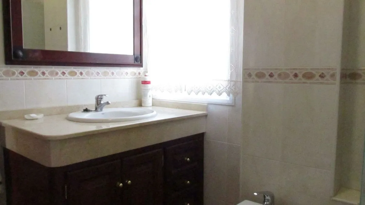 0b70aa39-165b-4cfc-bf2a-a127a5896dce