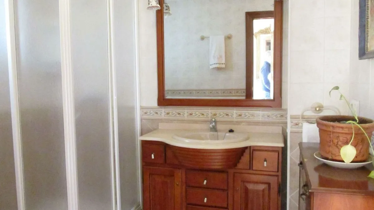 d1ae8f6e-c744-41f6-9973-e0b509d02284