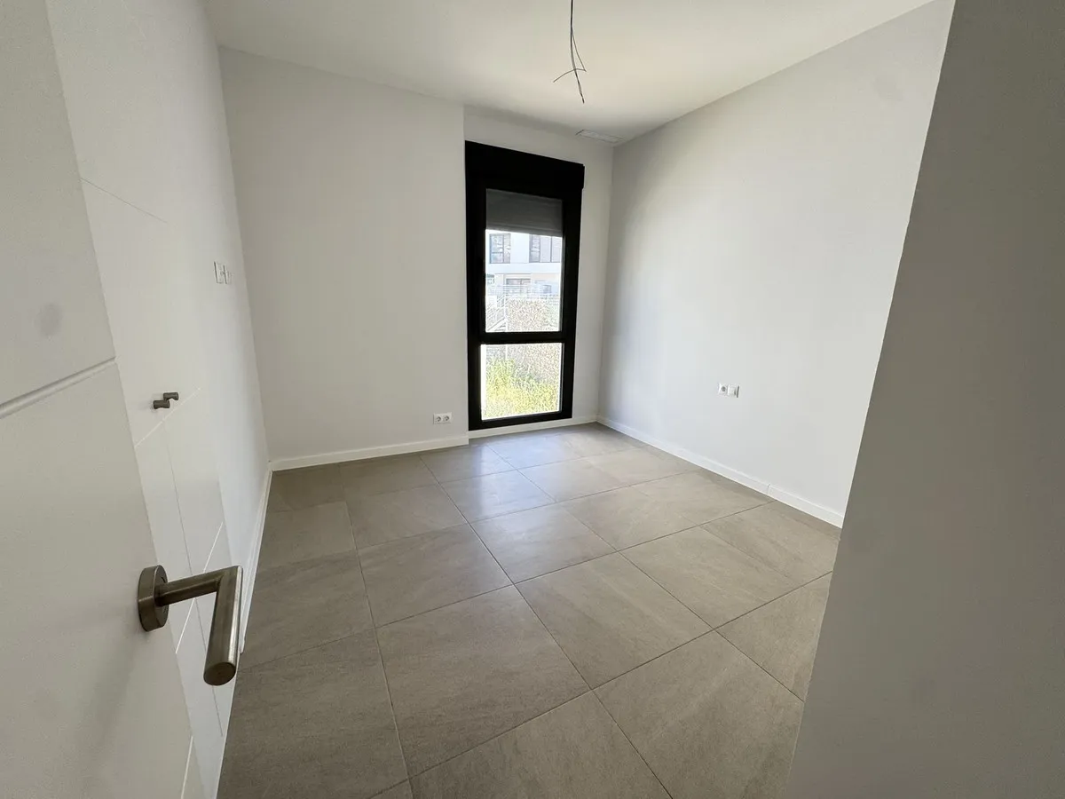 5f417694-e6ea-4102-9544-93ea1efebb50