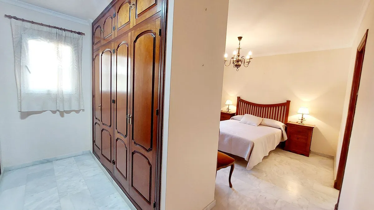 02035620-89dd-4e07-9e07-8d1cd9fe786e