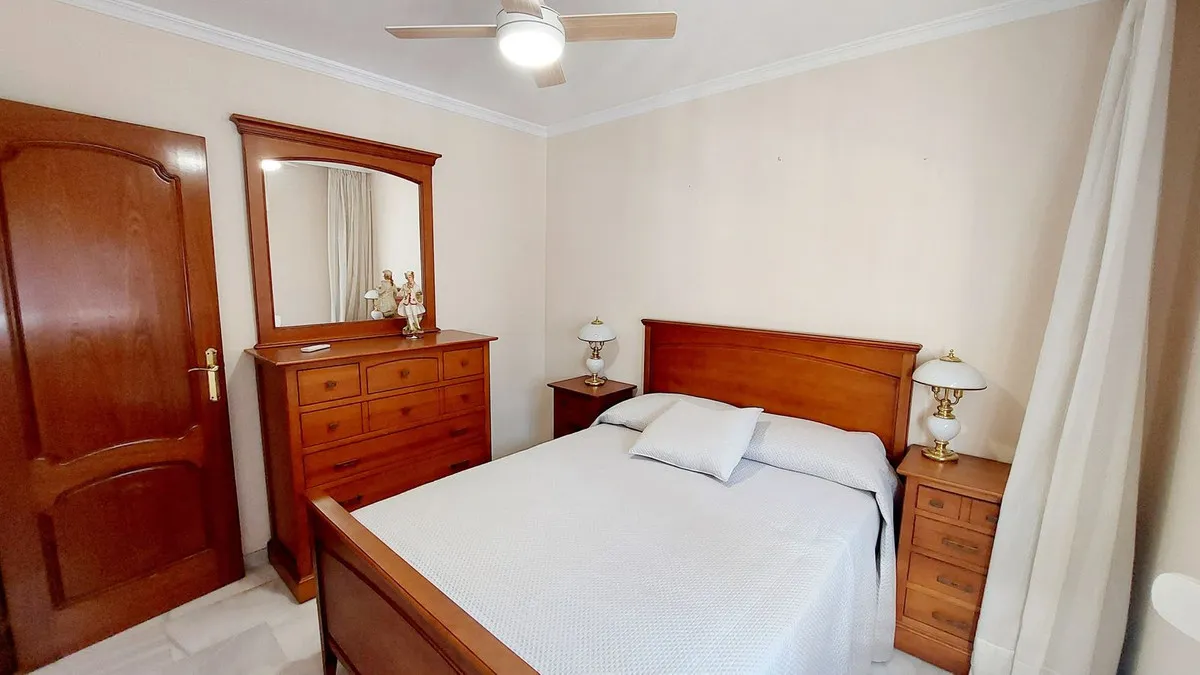 40362e7d-e7be-4221-b2b0-47f958fcc72d