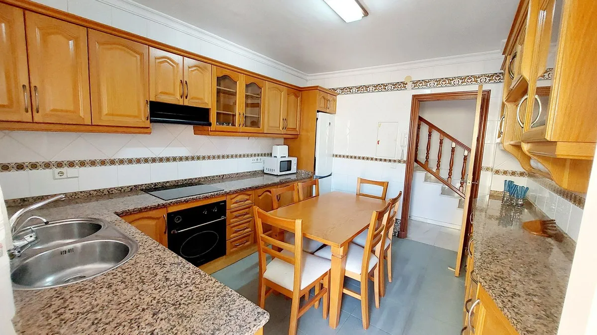 5afa484a-01f7-4c1e-ba12-1c37ed71fddc