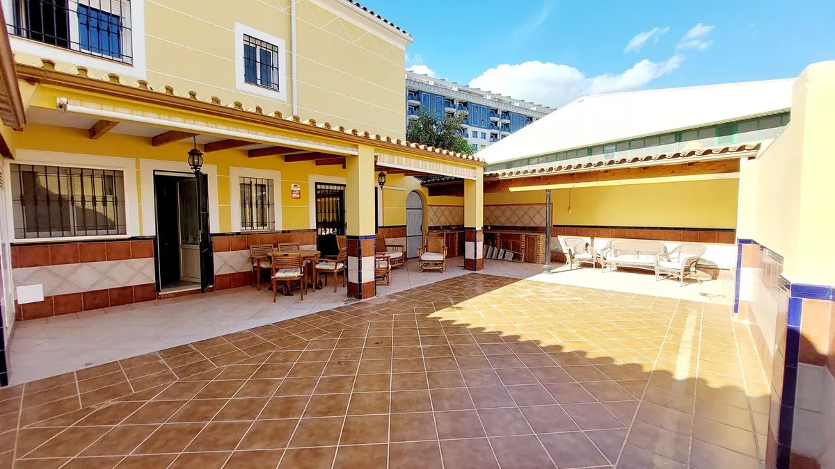 6119572d-79e3-42d0-9202-30f420cb839a