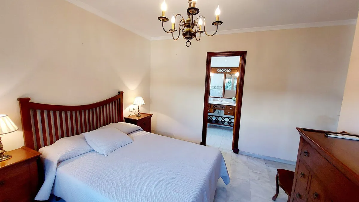 ab10d415-ca8b-4f86-8ffe-2732b3a875fa