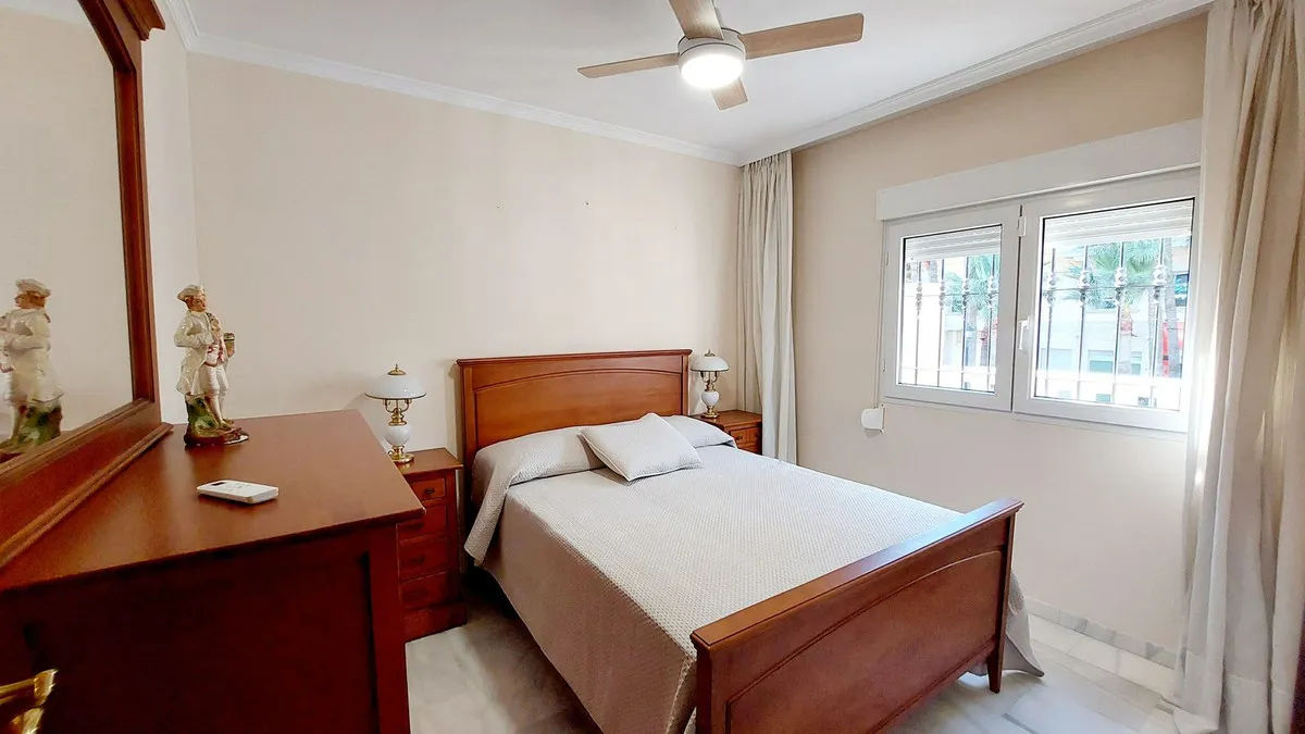 e2758880-854f-432c-88d4-9785bdcdf6e2