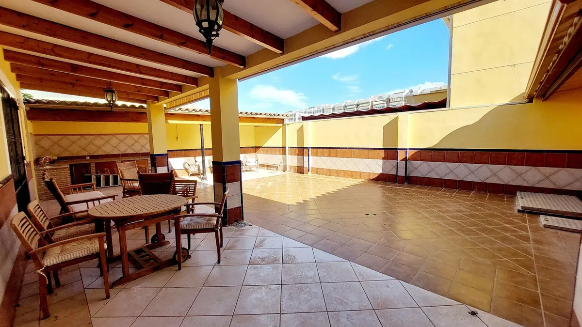 ea9d2514-c14f-4b80-8c10-4e7284a1bdf9