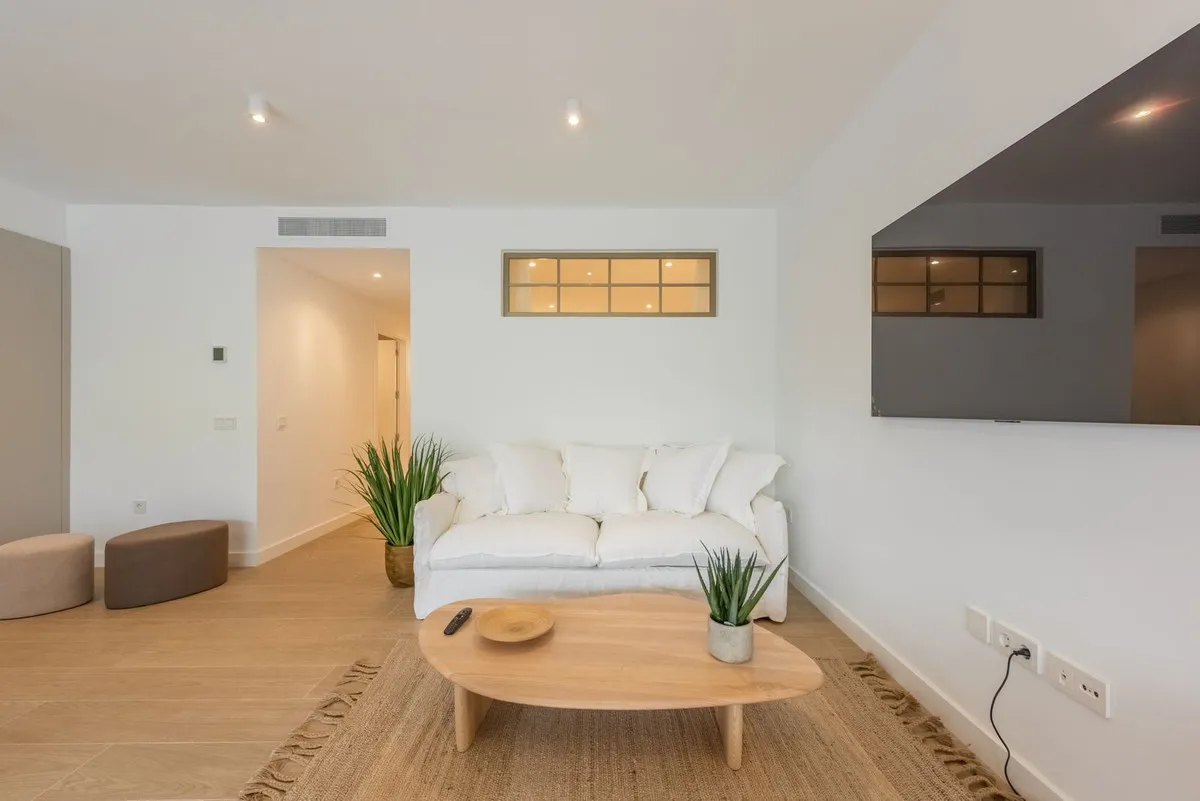 7a38a0bd-714e-46e5-a777-3872042d43c7