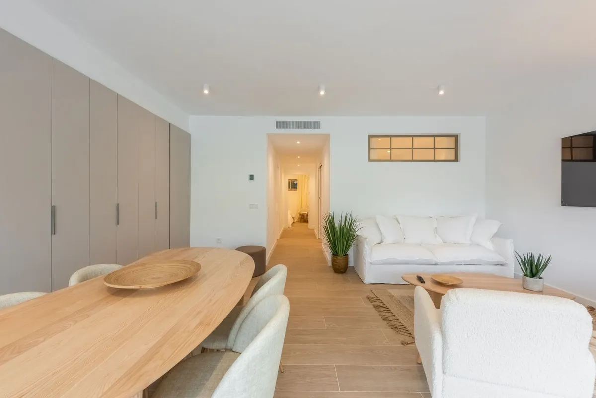 7d8acda3-452a-4a02-931a-8c676f9798a7