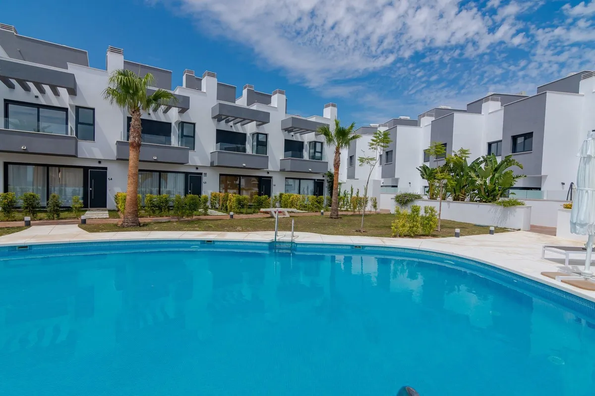 0d7a7633-d949-4bff-8456-a76f9d69c8ce