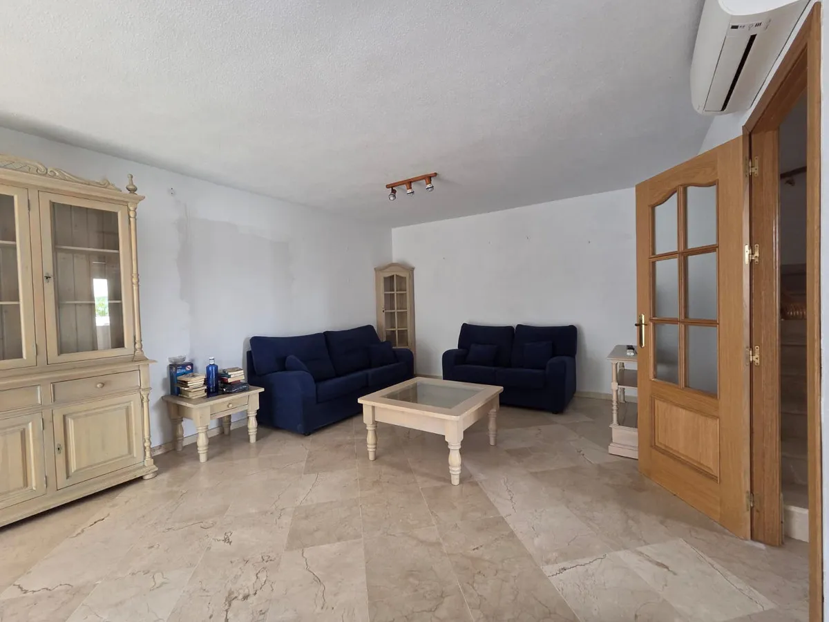 135d1ee7-2347-4983-87b9-2cfa401056b3