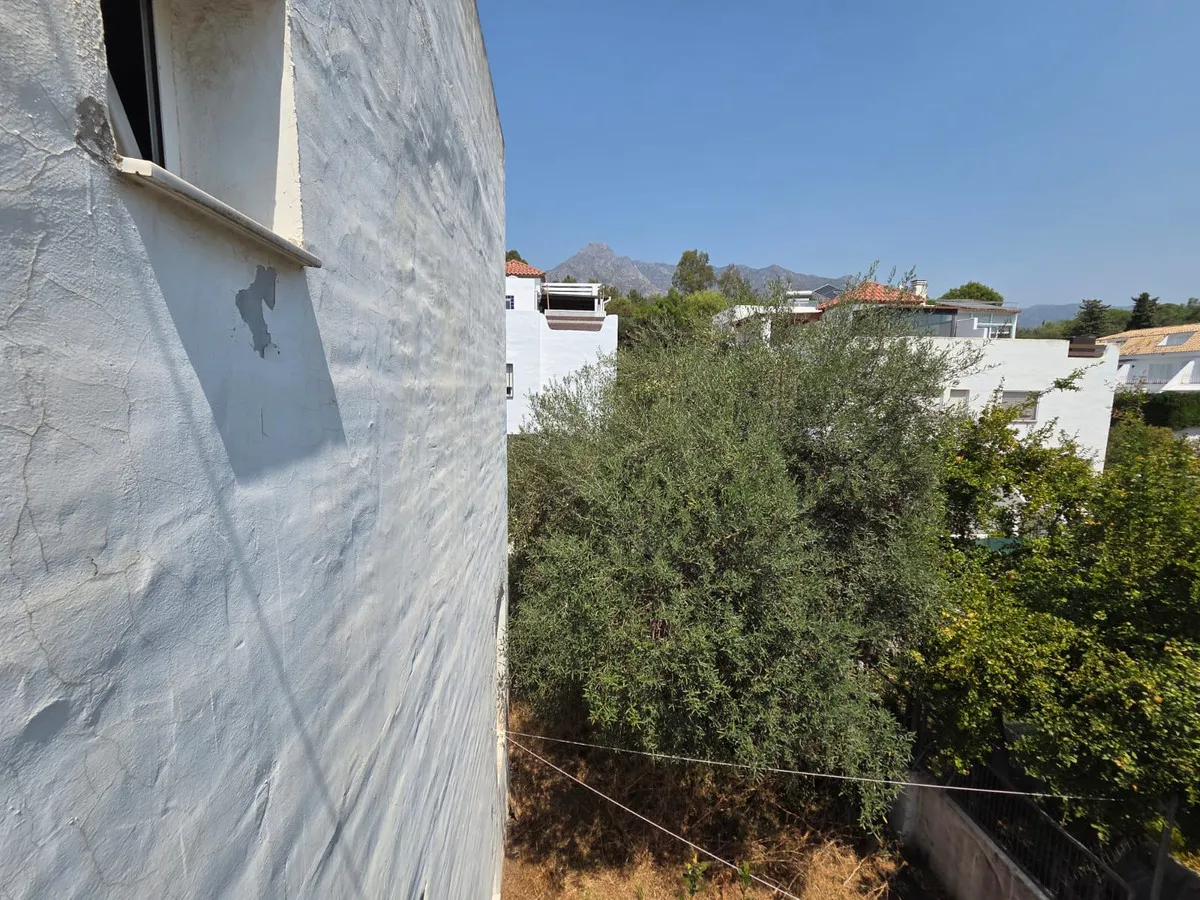 2cc6f13c-8895-437a-8721-100a59fc4982