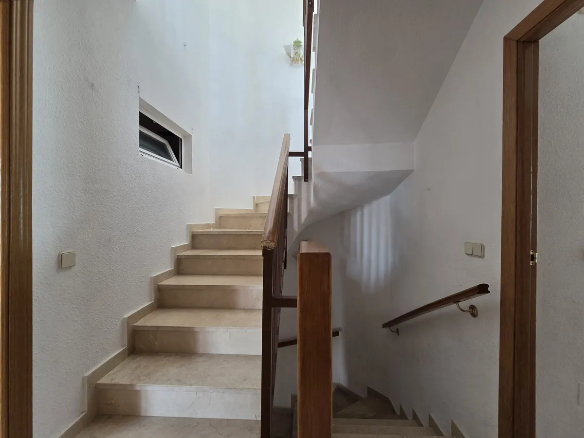 a5a20ac3-1ec3-438b-a1a7-6277c324ee48