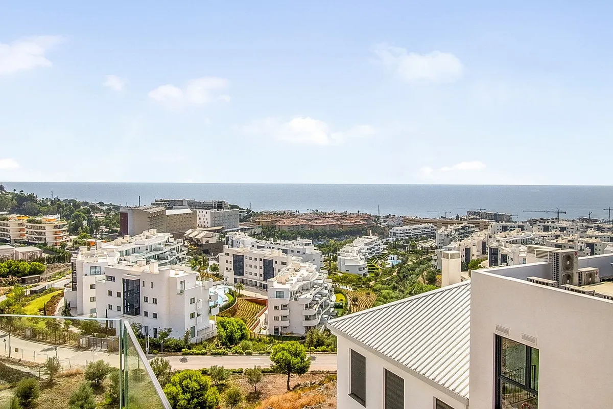 e8b5e8b6-7e9b-4e3b-a279-0fafecbef6ff