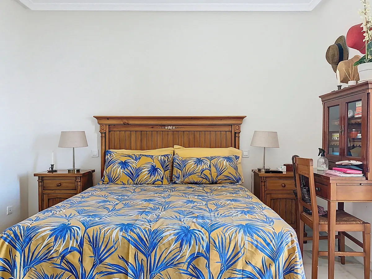 10015742-26c4-404e-8c5c-e8138569412f