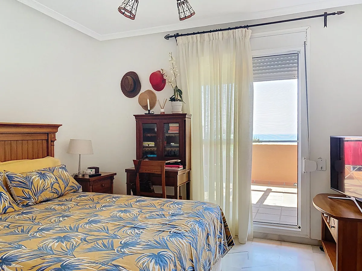 24ac82e8-9cff-4973-b8f1-20291e8e1d76