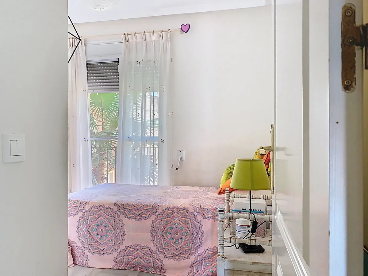 2aea1f1b-e247-43e5-a2ba-16c1ef5f353d