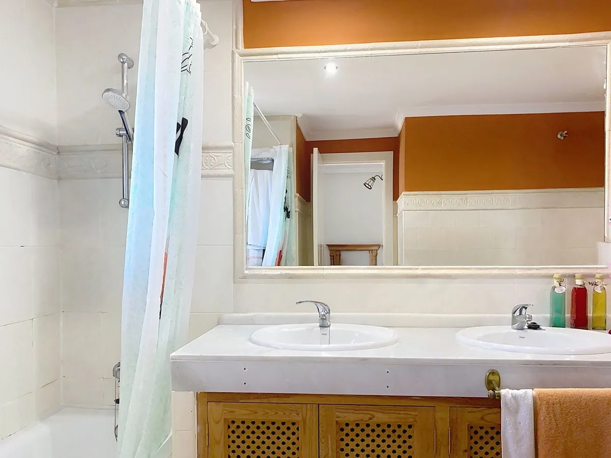 4bbd8fed-ff18-46b9-b86e-a11e113fd11e