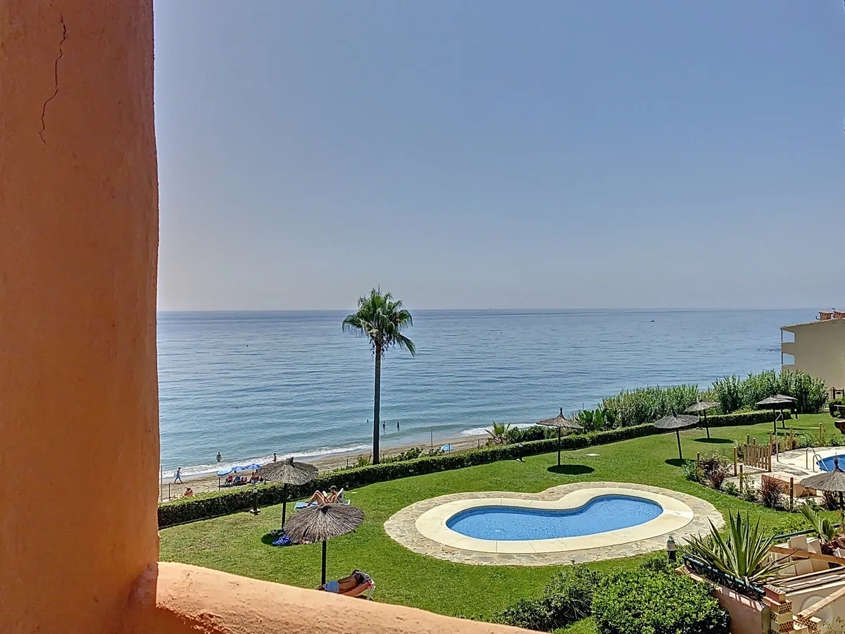 6868bc53-8c50-403c-95a6-4927701e859d