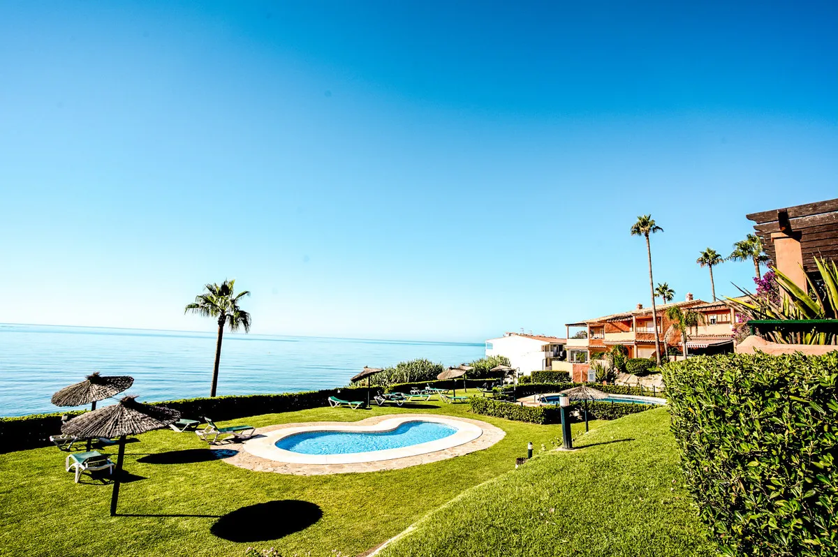 7399b989-6080-450f-90e9-7cd5183d1c59