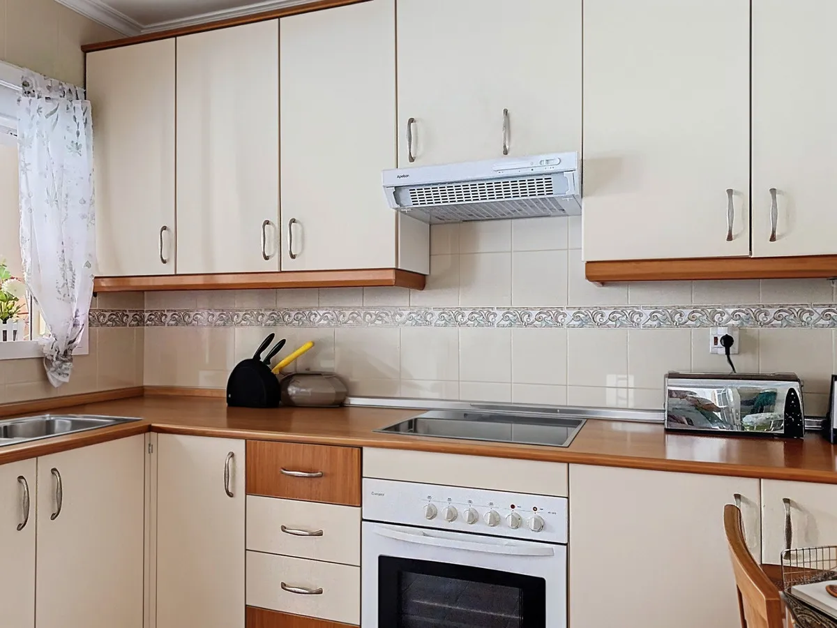 744a3bb8-dcec-4d94-98ee-d3db5ed72662