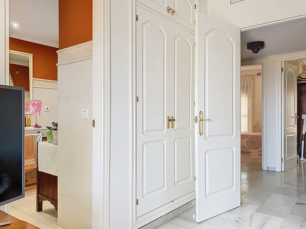 846bc79f-be79-471c-83d8-85e1087aae75