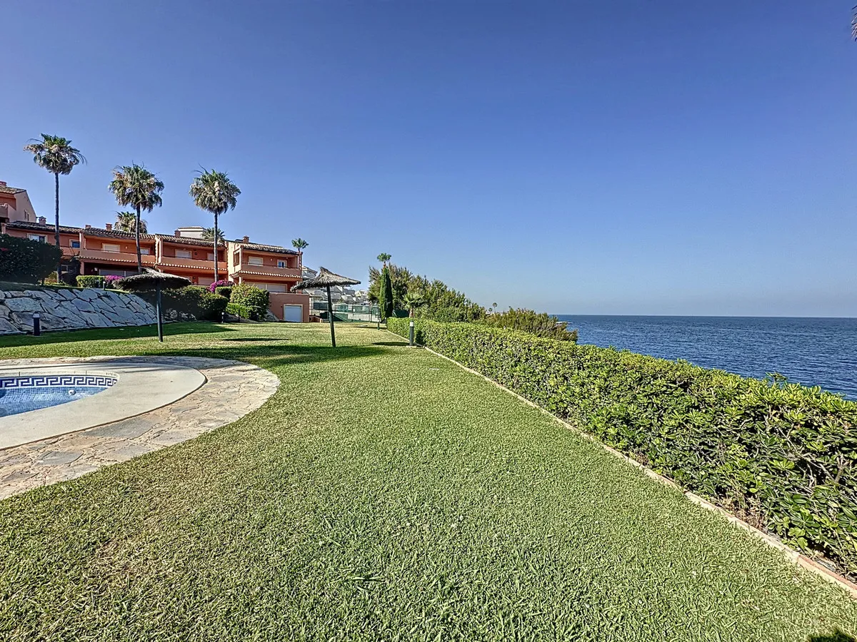 8f13ce09-02e7-4585-bef4-e8d0a4642804