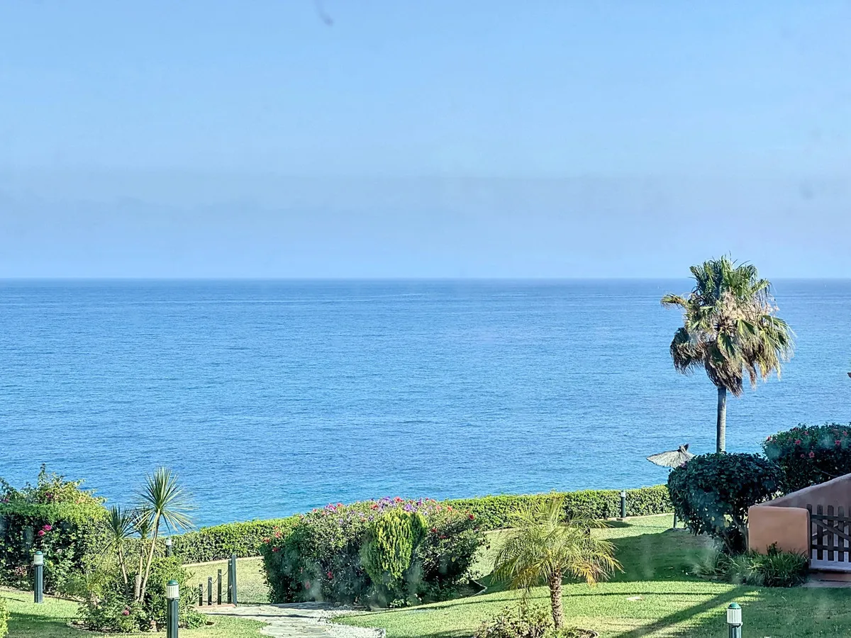 c9c59ce5-e8ce-4d43-84bd-34f5682ce2bd