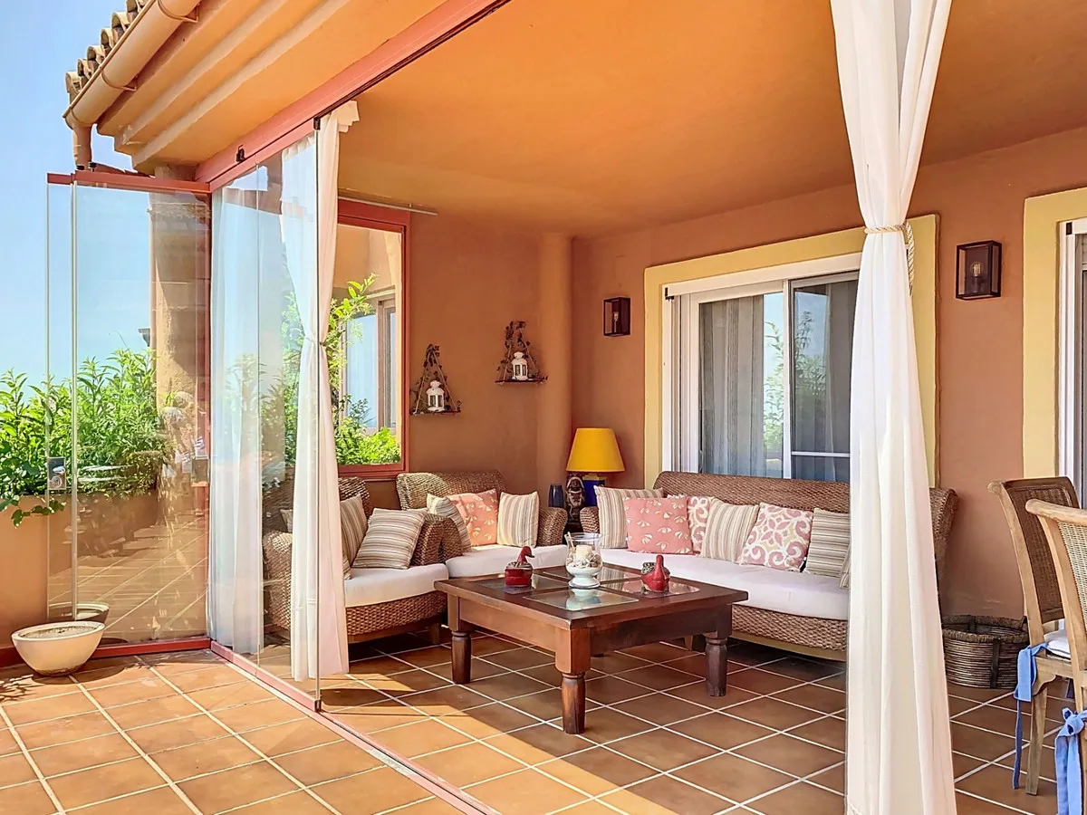 e7b274ba-5cd8-48aa-aa2a-8a078832ad84