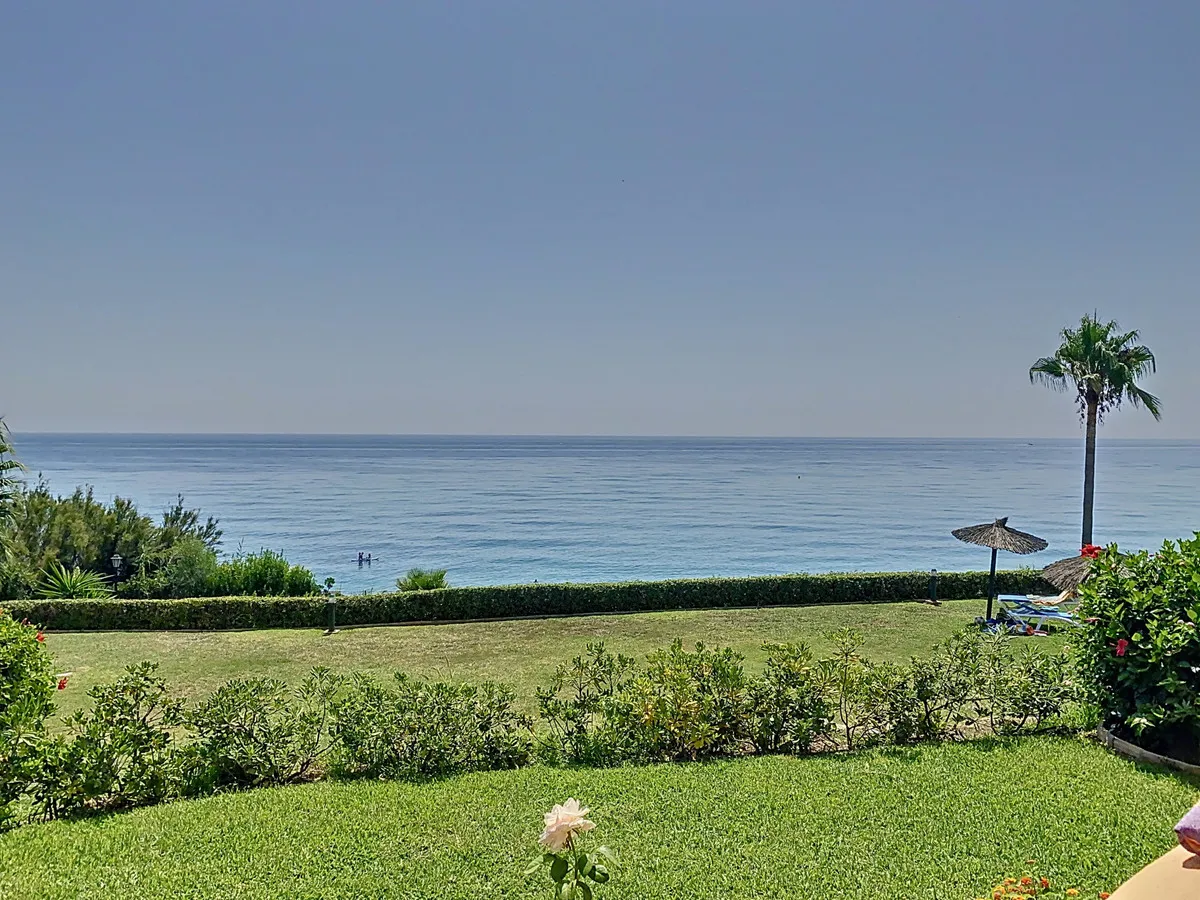 f0db2128-da02-48fe-9094-a2ad377e16ba