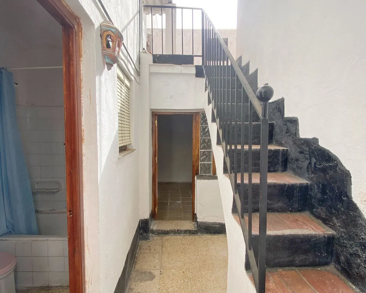 6e2ea6c5-fc3e-43e6-847b-99969857dc33