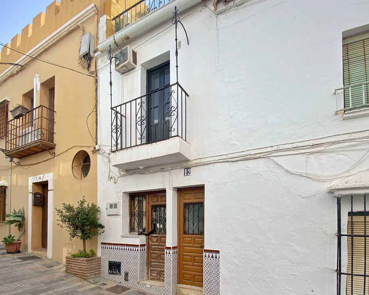 850de9e3-fdc1-4a92-81ec-b83577f7c339