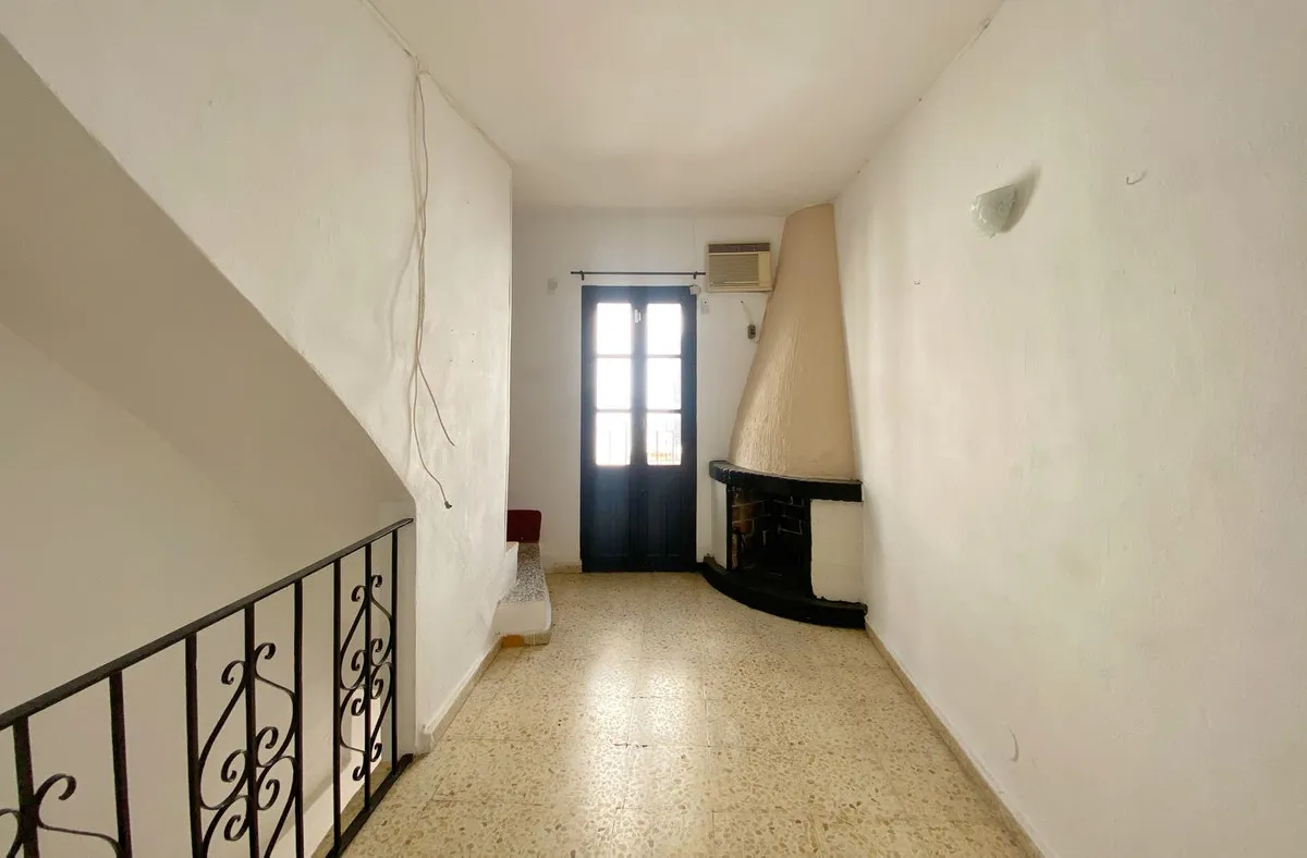 b2d19df8-0704-4ae9-9d2c-1b6450a75dcb