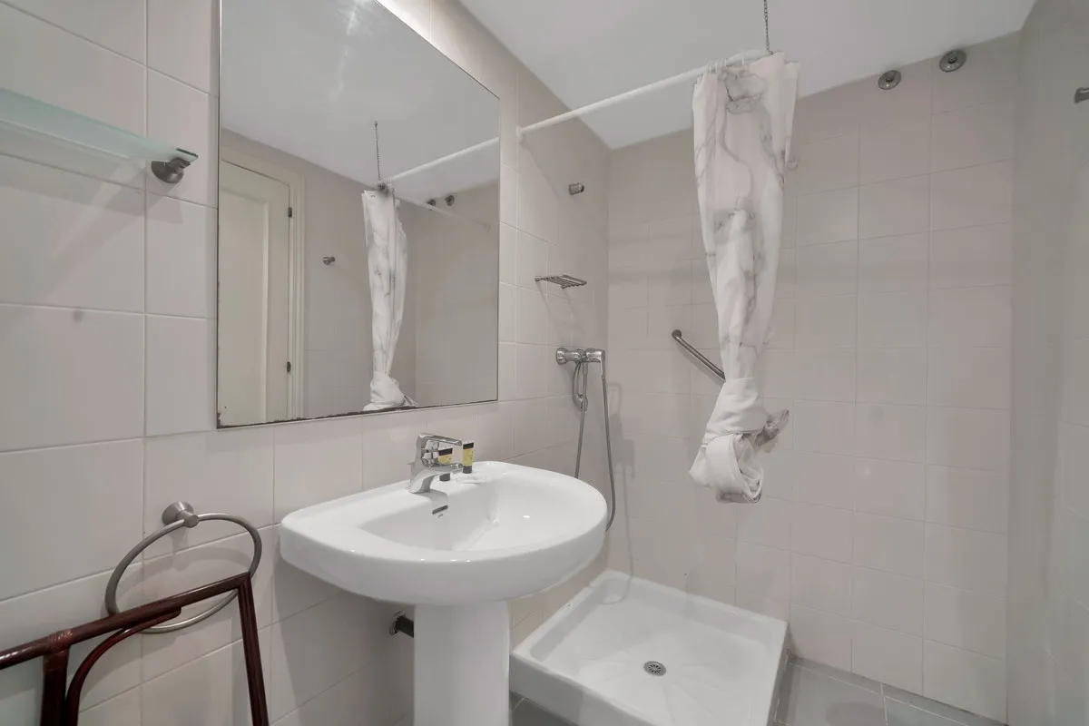 1922365a-cfc4-430a-a0d0-921759462f98