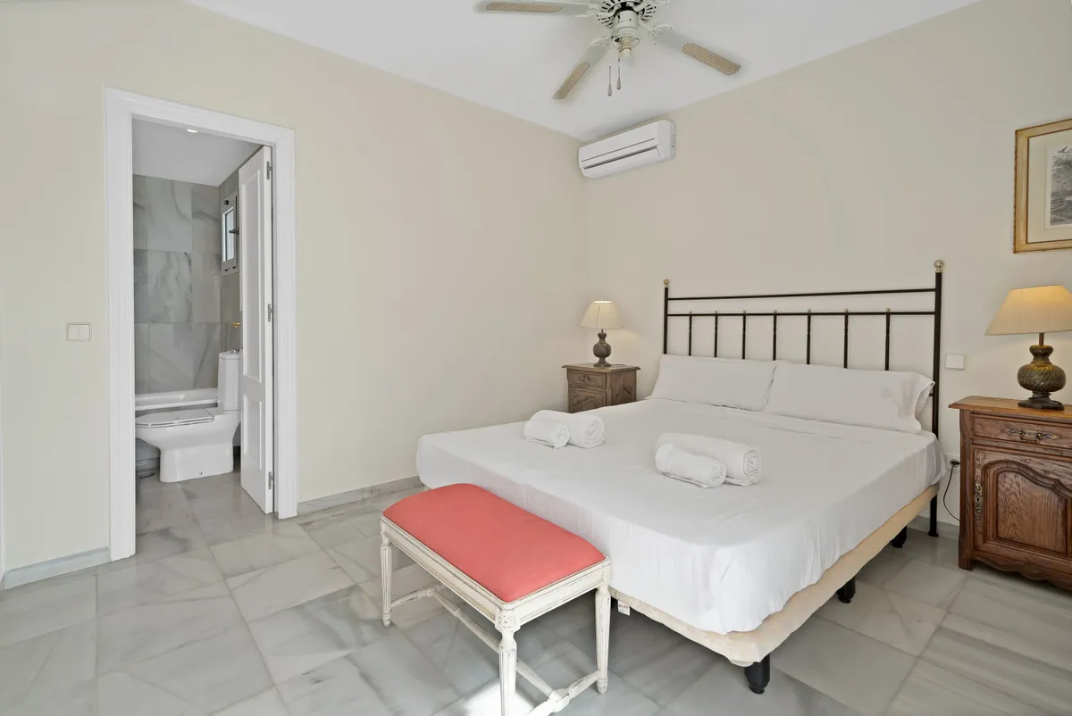 3f549e2a-5ac3-41c6-8764-63eb9a8f4131