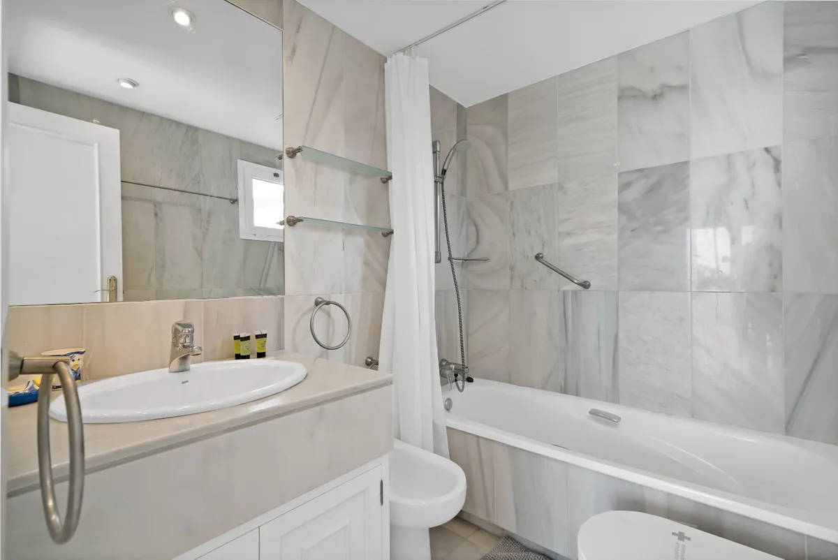 56df69a1-0ae6-4271-af3f-4e91aa0175d1