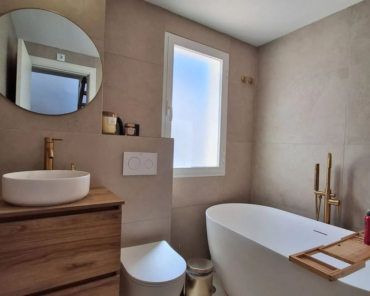 4c2c6517-88c9-458a-a016-918070bcadc1