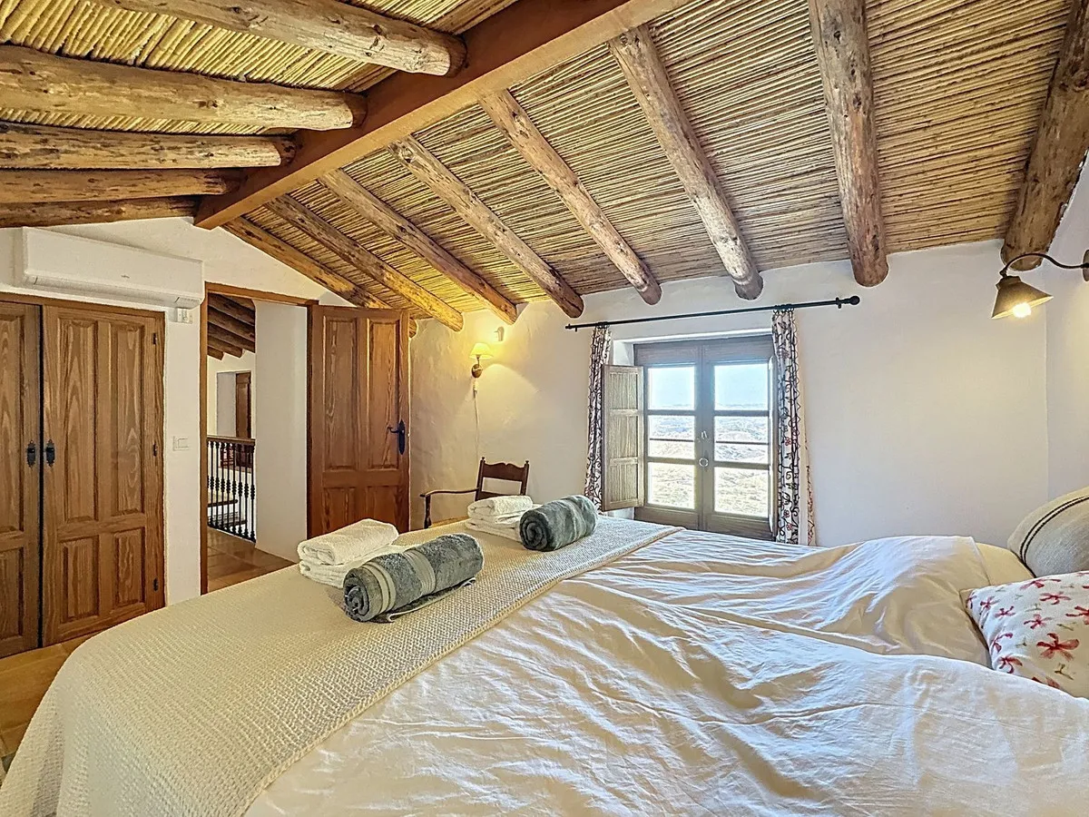 132ec095-9335-474a-8844-f4f389cb7091